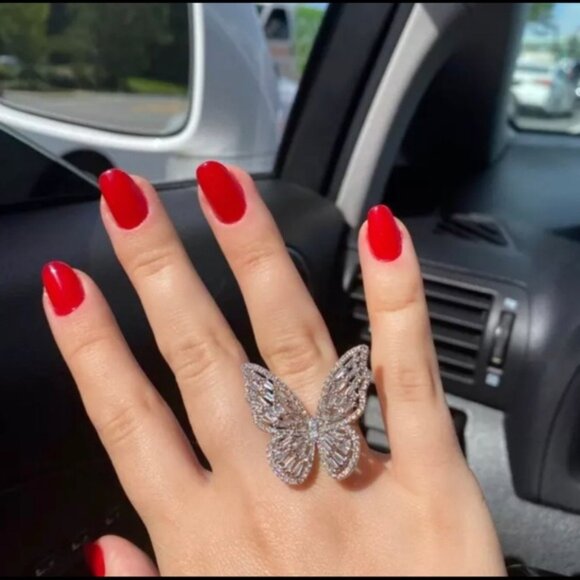 Silver Butterfly Ring‎ Adjustable - Picture 3 of 3